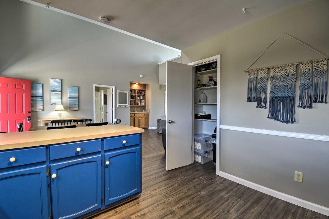 Steps To Sunset Beach Canal-Front Home With Dock! Extérieur photo